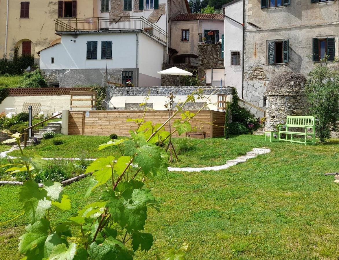 Monti Guesthouse Monti di Licciana Nardi Zewnętrze zdjęcie